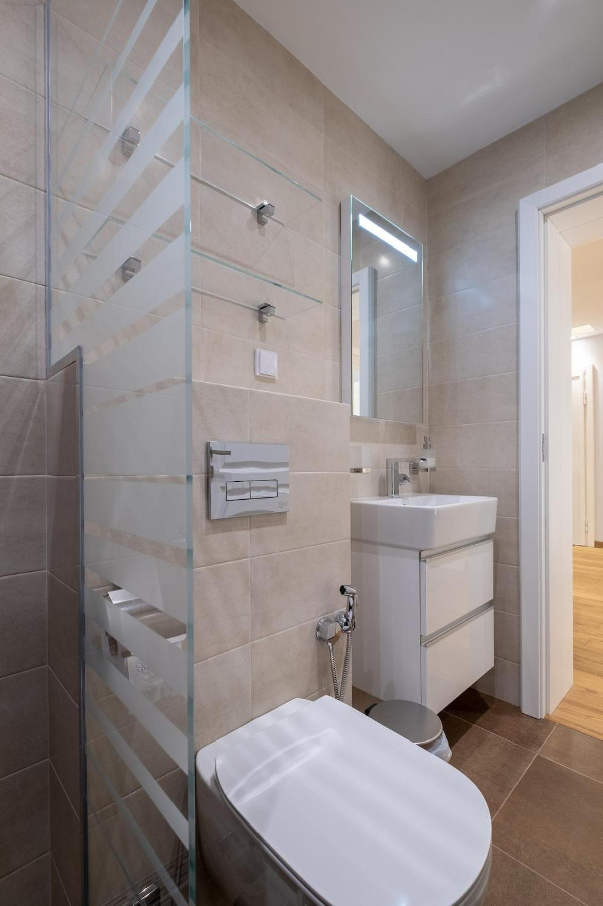 Apartment Dream 2bdr 2bthr At The Location Sofia