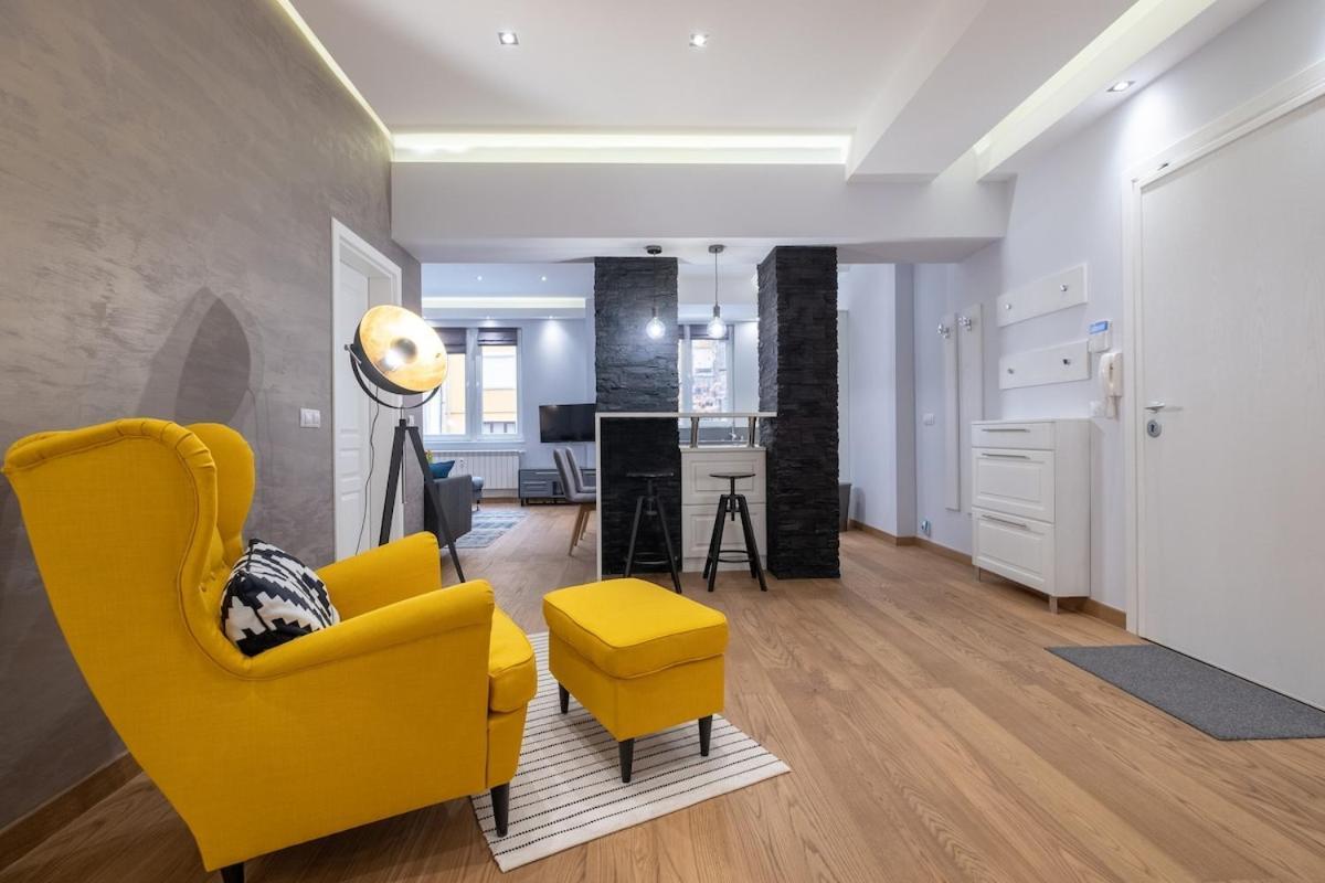 Dream 2bdr 2bthr At The Location Apartment