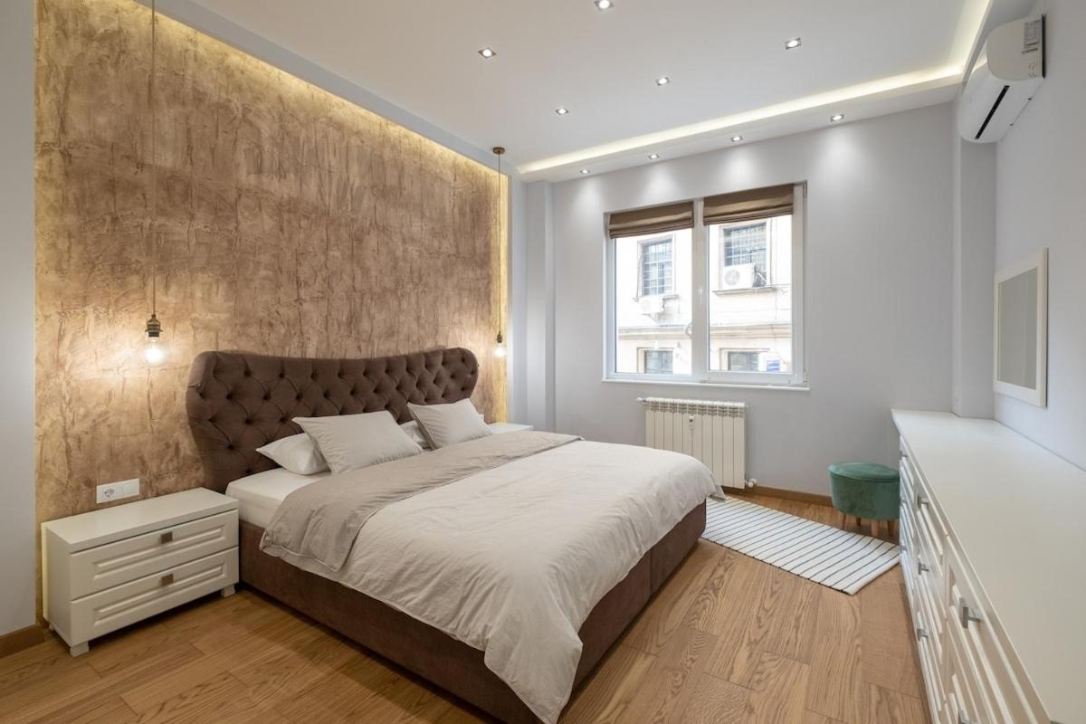 Apartment Dream 2bdr 2bthr At The Location