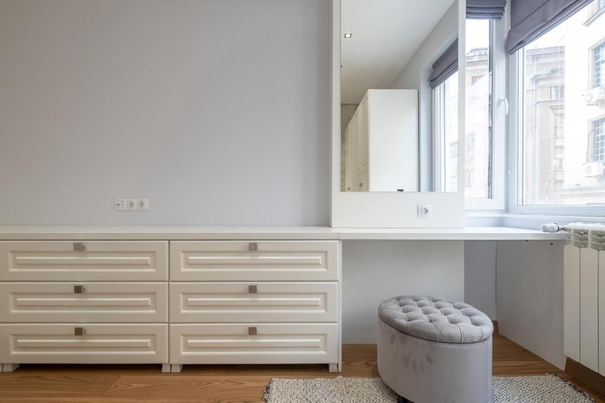Apartment Dream 2bdr 2bthr At The Location *